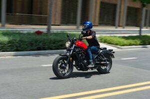 Vì sao người ta lại ác cảm với xe mô tô phân khối lớn?缩略图