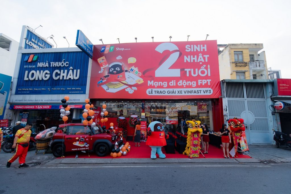 Mạng di động FPT mừng tuổi lên 2 bằng loạt hoạt động đầy tình nghĩa - 10 7