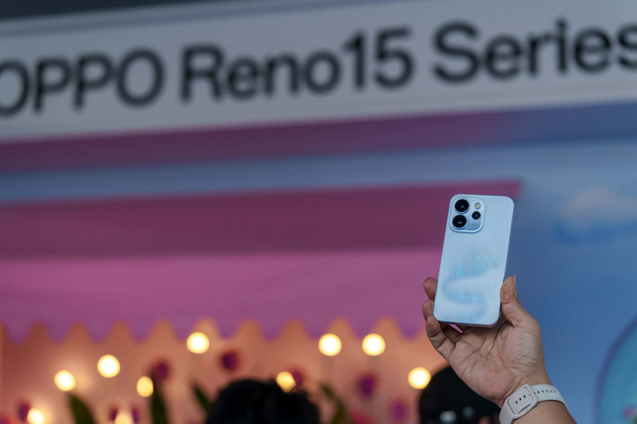 “Chuyên Gia Chân Dung AI” OPPO Reno15 Series chính thức ra mắt, đẹp và rất nhiều tính năng chụp ảnh thú vị