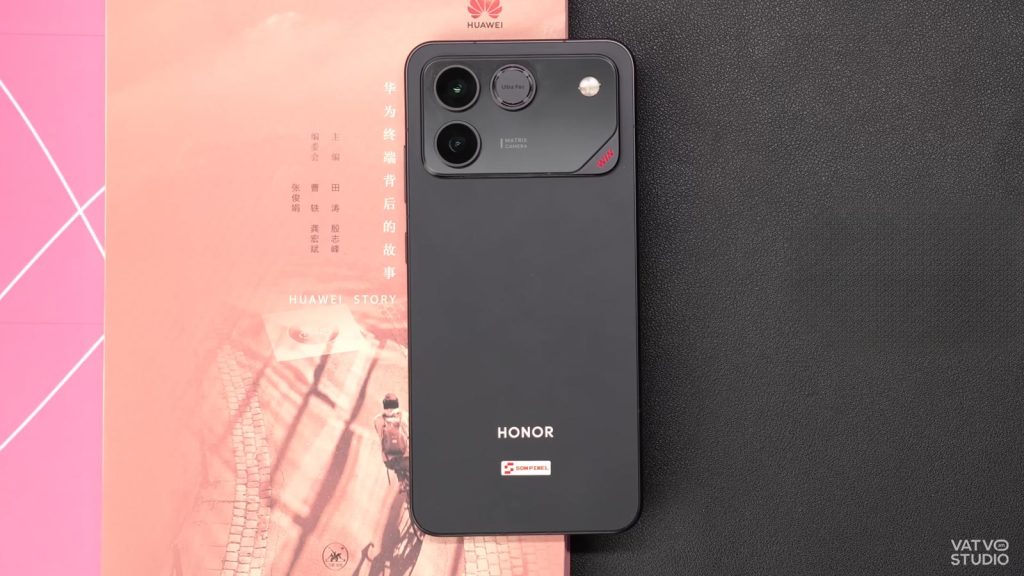 Đánh giá chi tiết HONOR Win RT: “Hình mẫu” của điện thoại chơi game trong tương lai缩略图 Đánh giá chi tiết HONOR Win RT: “Hình mẫu” của điện thoại chơi game trong tương lai