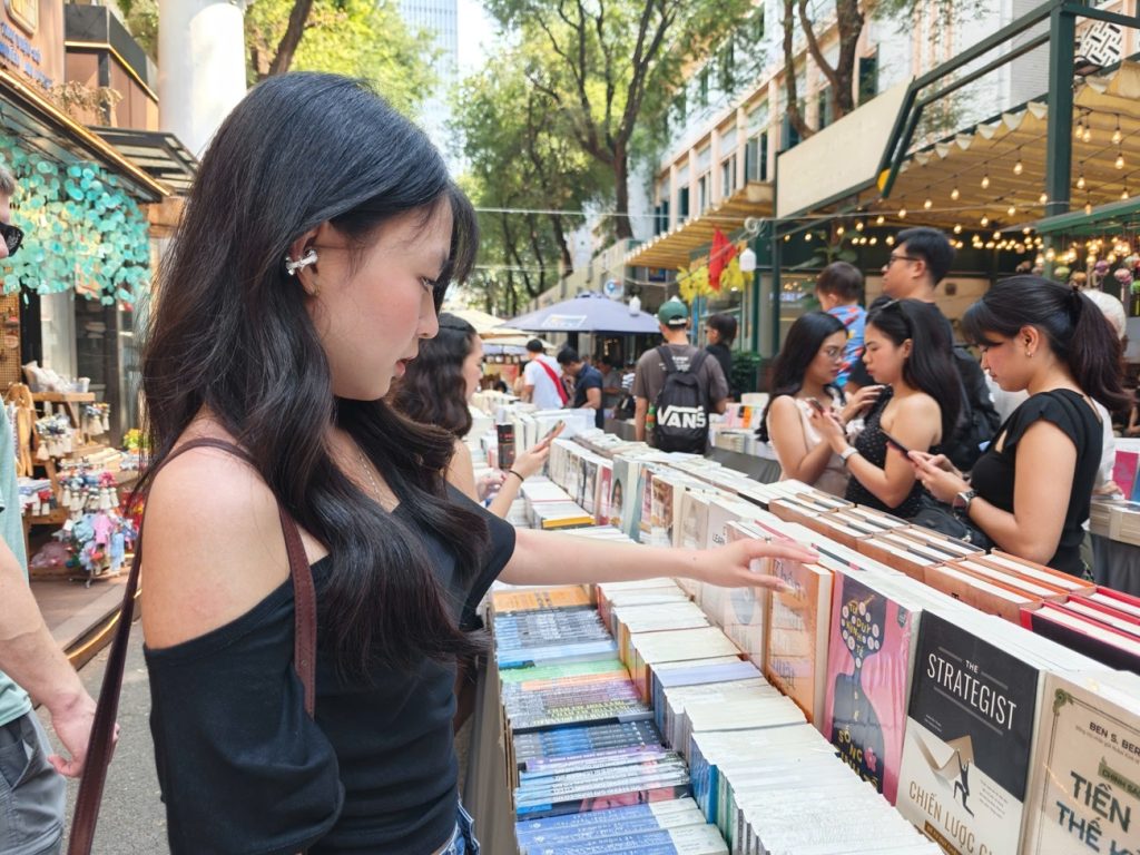 Tai nghe HUAWEI FreeClip 2: Vừa thưởng thức âm nhạc, vừa khuyên tai cá tính, quà đẹp cho lễ Tình nhân